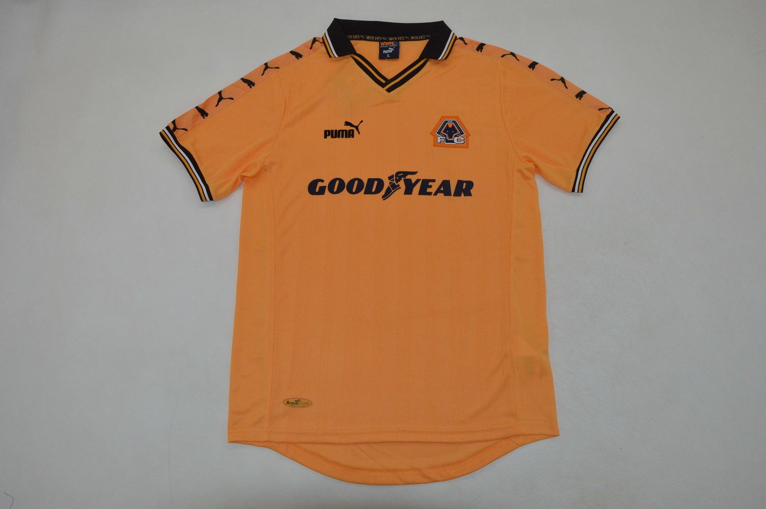 AAA Quality Wolves 98/99 Home Soccer Jersey